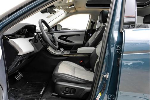 2024 Land Rover Range Rover Evoque Dynamic SE