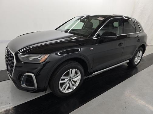 2023 Audi Q5 45 S line Premium