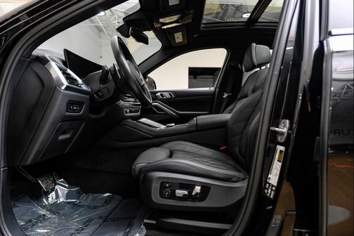 2025 BMW X6 xDrive40i
