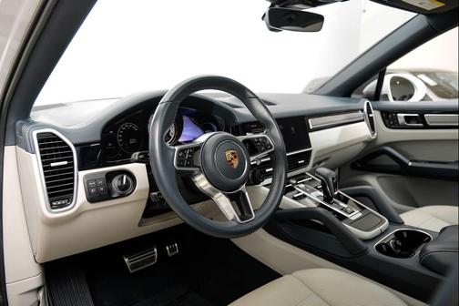 White 2022 Porsche Cayenne S