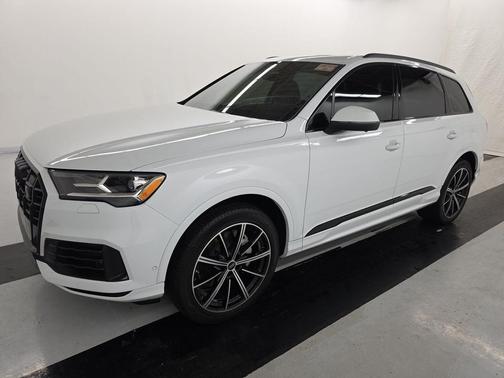 Glacier White 2023 Audi Q7 55 Premium Plus