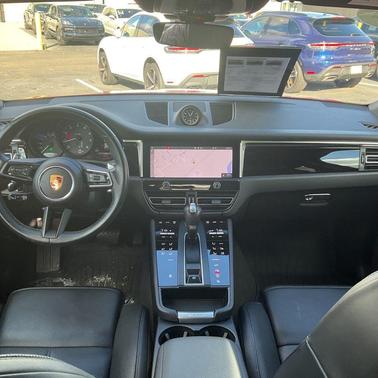 2023 Porsche Macan T