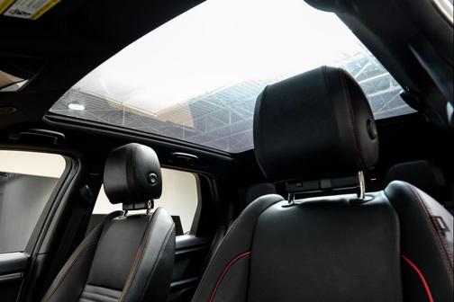 2023 Land Rover Discovery Sport S R-Dynamic