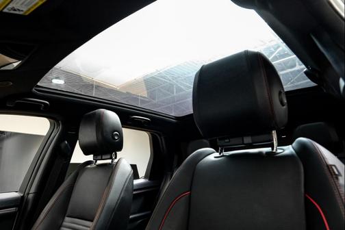 2023 Land Rover Discovery Sport S R-Dynamic