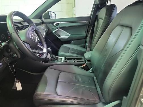 2022 Audi Q3 45 S line Premium Plus