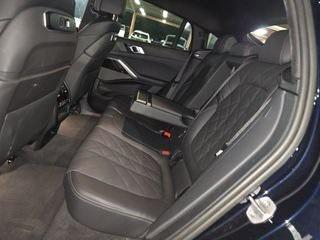 2025 BMW X6 xDrive40i
