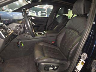 2025 BMW X6 xDrive40i