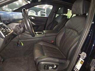 2025 BMW X6 xDrive40i