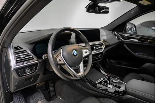 2024 BMW X4 xDrive30i