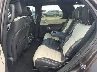 2022 Land Rover Discovery P360 HSE R-Dynamic
