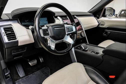 2022 Land Rover Discovery P360 HSE R-Dynamic