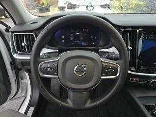 2024 Volvo S60 B5 Core Dark Theme