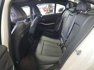 2024 BMW 330 330i