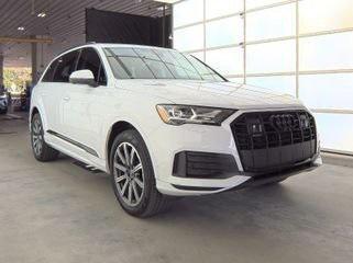 2023 Audi Q7 45 Premium Plus