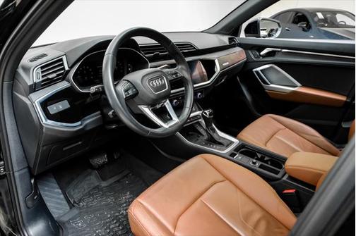 2022 Audi Q3 45 S line Premium Plus