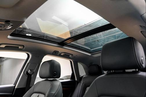 2023 Audi Q5 45 S line Premium