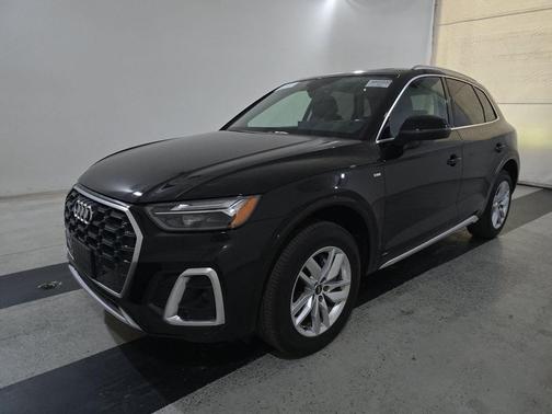 2023 Audi Q5 45 S line Premium