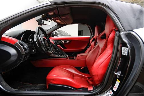 Ultimate Black Metallic 2016 Jaguar F-TYPE R