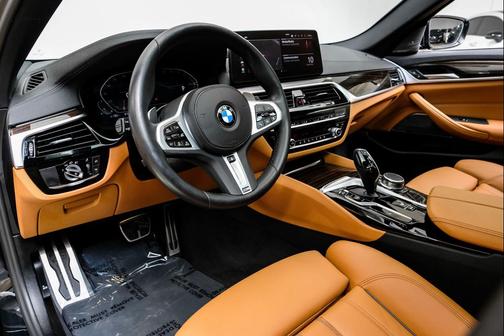 2023 BMW 540 i