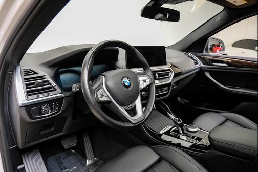 2024 BMW X4 xDrive30i