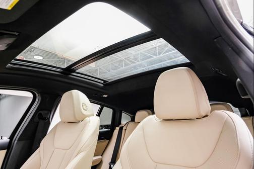 2025 BMW X4 xDrive30i