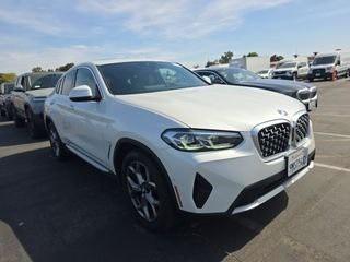 2025 BMW X4 xDrive30i