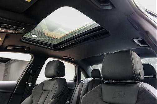 2024 Audi A4 45 S line Premium Plus