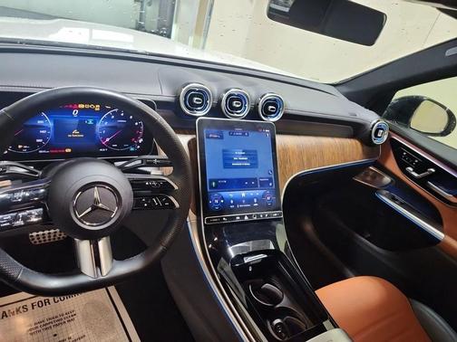 2025 Mercedes-Benz GLC 300 Base