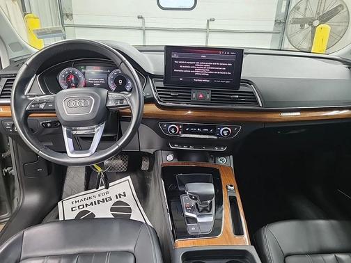 2023 Audi Q5 45 S line Premium Plus