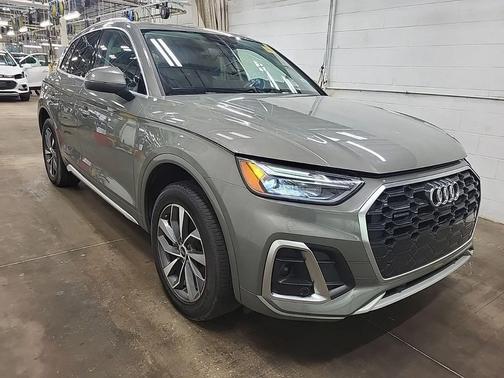 2023 Audi Q5 45 S line Premium Plus