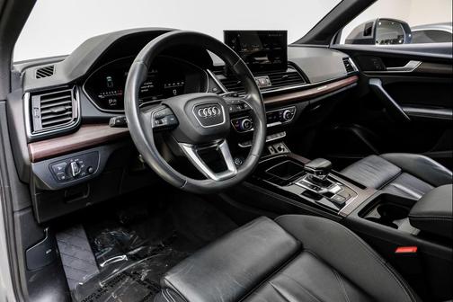 2023 Audi Q5 45 S line Premium Plus