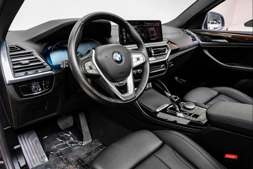 2024 BMW X4 xDrive30i