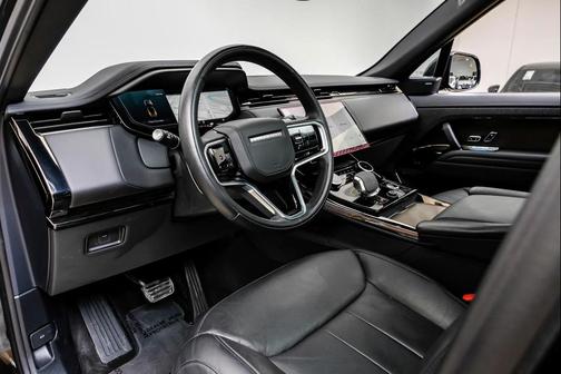 2023 Land Rover Range Rover Sport SE