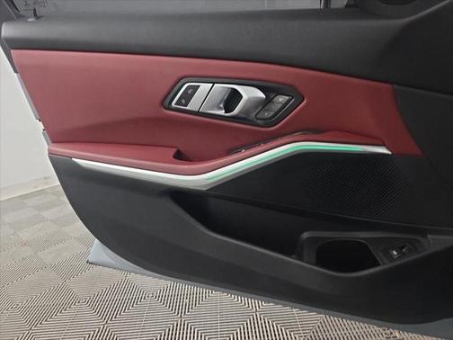 2023 BMW 330 330i
