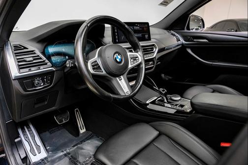 2023 BMW X4 xDrive30i