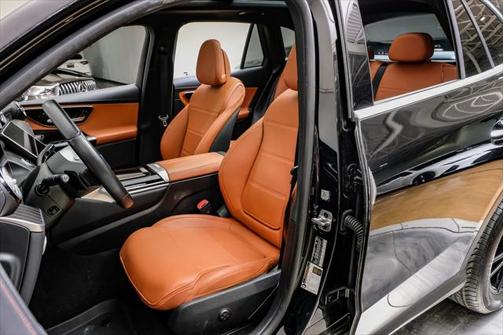 2023 Mercedes-Benz GLC 300 4MATIC