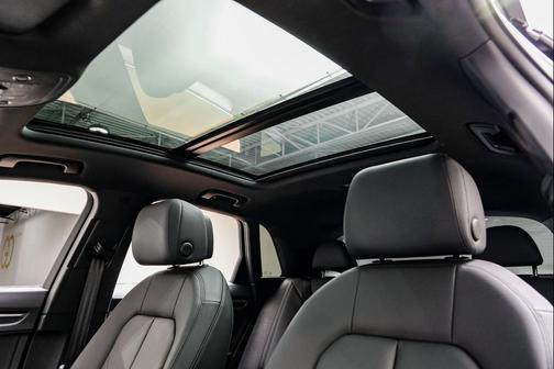 2022 Audi Q3 45 S line Premium
