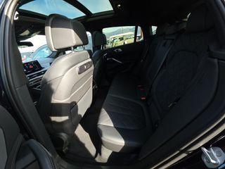 2025 BMW X6 xDrive40i