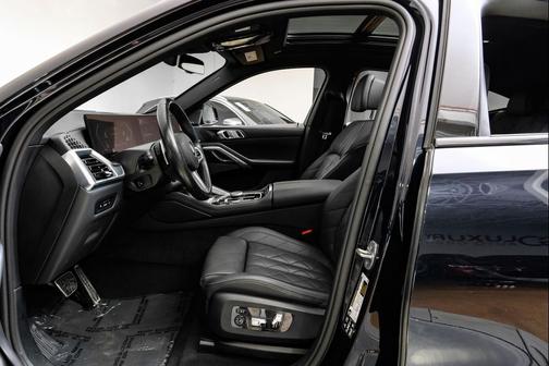2025 BMW X6 xDrive40i