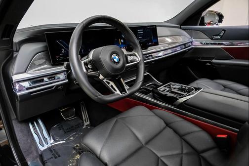 2023 BMW 740 i