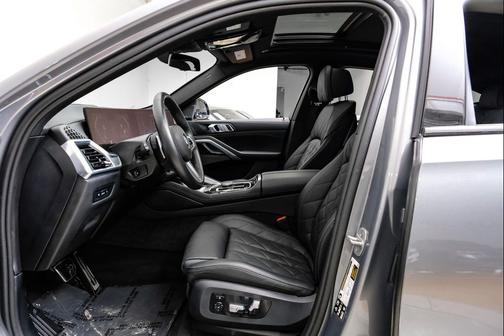 2025 BMW X6 xDrive40i