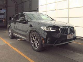 2025 BMW X4 xDrive30i