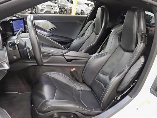 2023 Chevrolet Corvette Stingray w/2LT
