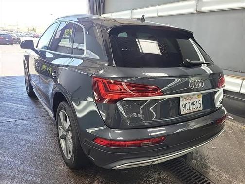 2022 Audi Q5 40 Premium Plus