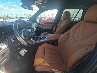 Manhattan Green Metallic 2024 BMW X5 sDrive40i
