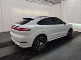 2024 Porsche Cayenne Base