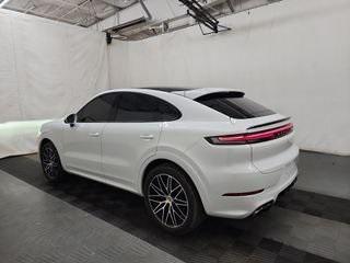 2024 Porsche Cayenne Base