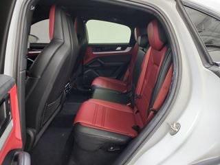 2024 Porsche Cayenne Base