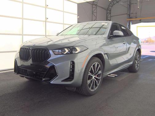 Gray Metallic 2025 BMW X6 xDrive40i