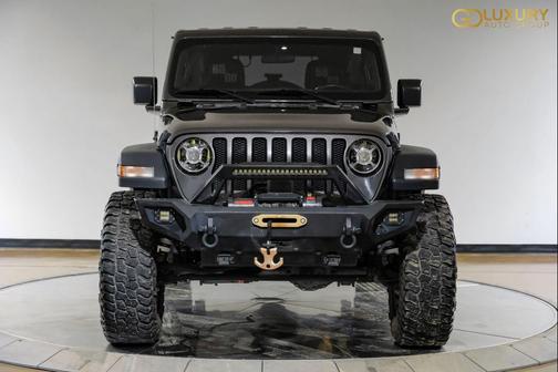 Granite Crystal Metallic Clearcoat 2019 Jeep Wrangler Unlimited Sport